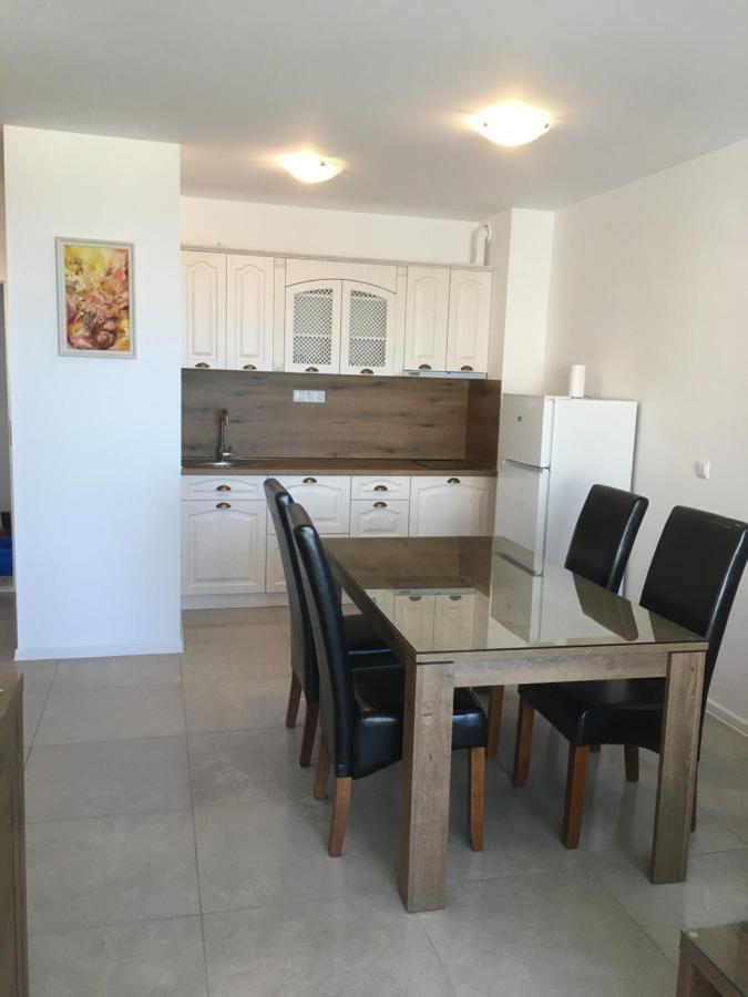 Apartment Луксозни Апартаменти Под Наем В Комплекс От Затворен Тип В М-Ст Каваците В Созопол